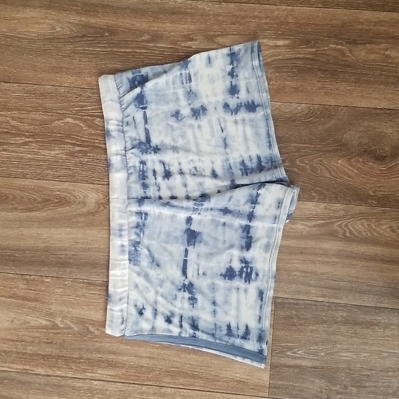 Lucky Brand Tie Dye Blue Drawstring Pull on Shorts Size Large - Picture 4 of 5